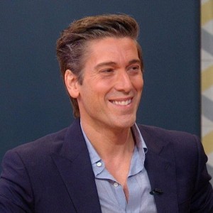 David Muir | biog.com