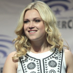 Eliza Taylor | biog.com