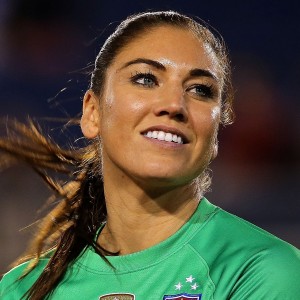 Hope Solo | biog.com