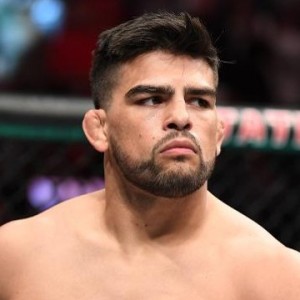 Kelvin Gastelum | biog.com