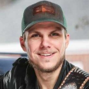Hunter Price | biog.com