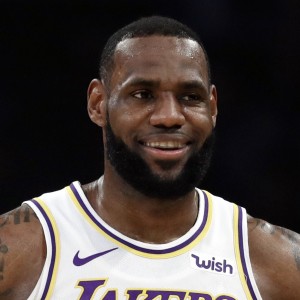 LeBron James | biog.com