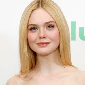 Elle Fanning | biog.com