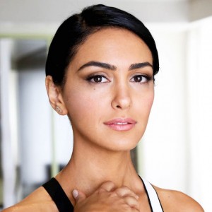 Nazanin Boniadi | biog.com