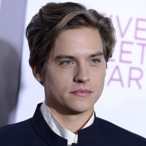 Cole Sprouse | biog.com