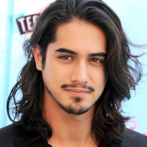 Avan Jogia | biog.com