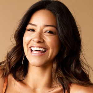 Gina Rodriguez | biog.com