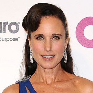 Andie MacDowell | biog.com