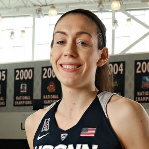 Breanna Stewart | biog.com