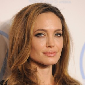 Angelina Jolie | biog.com